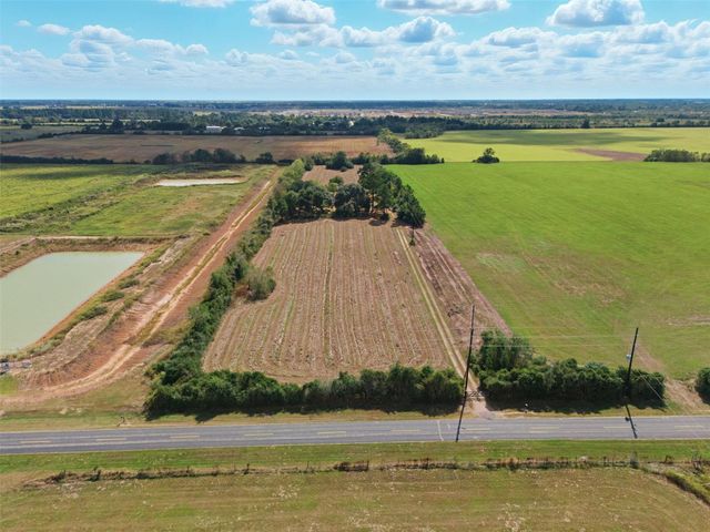 29211 Castle Road, Waller, TX 77484