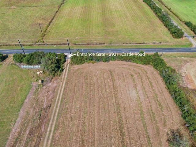29211 Castle Road, Waller, TX 77484