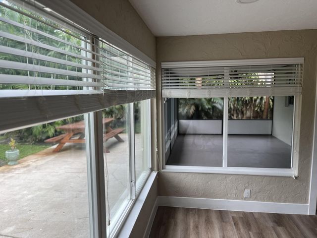 837 W Jasmine Dr, West Palm Beach, FL 33403