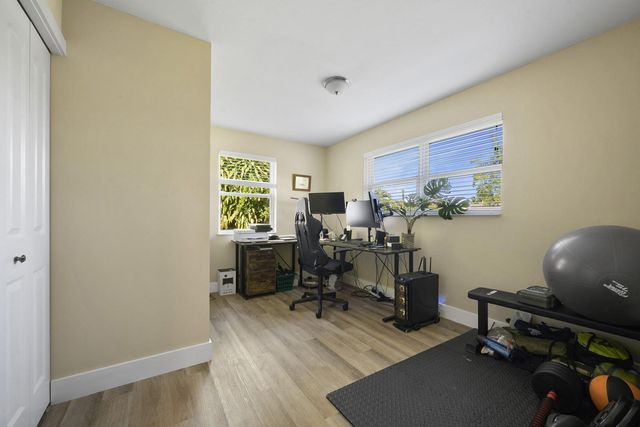 837 W Jasmine Dr, West Palm Beach, FL 33403