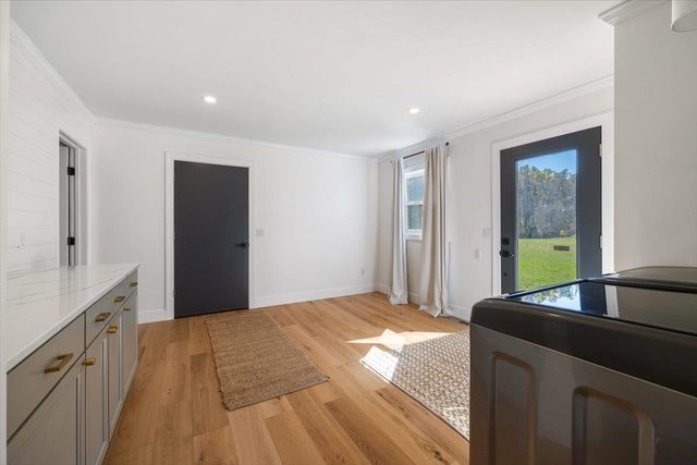 144 ORR DR, Fishersville, VA 22939