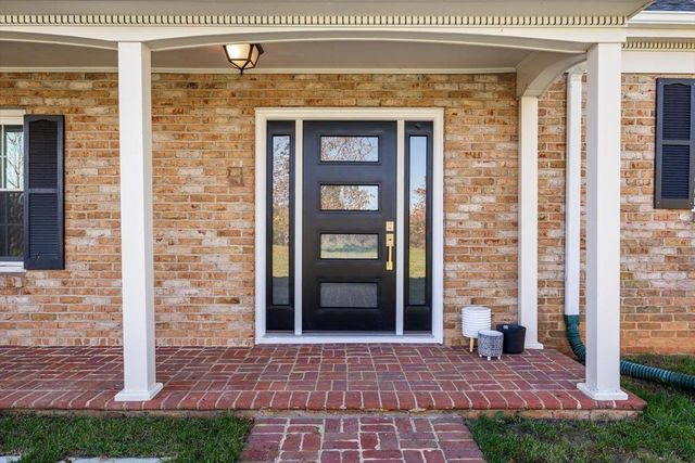 144 ORR DR, Fishersville, VA 22939