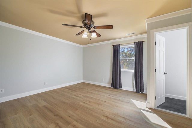 144 ORR DR, Fishersville, VA 22939