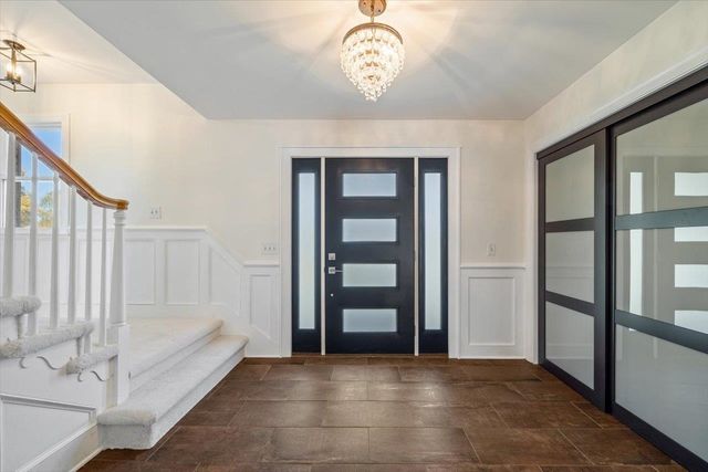 144 ORR DR, Fishersville, VA 22939