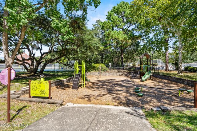 1112 S 10th Street, Wilmington, NC 28401