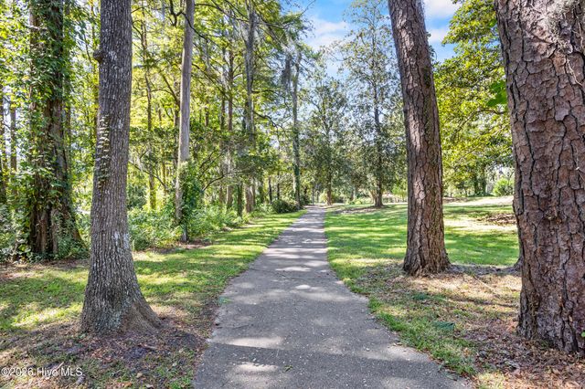 1112 S 10th Street, Wilmington, NC 28401