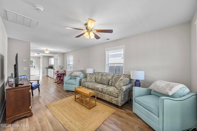 1112 S 10th Street, Wilmington, NC 28401
