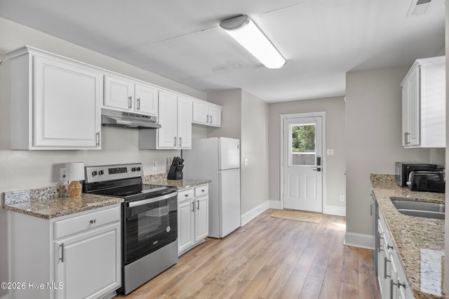 1112 S 10th Street, Wilmington, NC 28401
