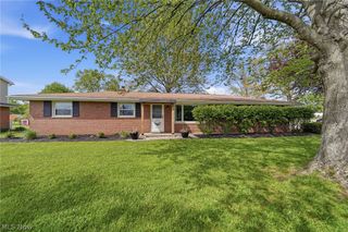 3295 Easton Street NE, Canton, OH 44721