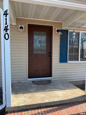 4140 Selfick Lane, Springfield, IL 62702