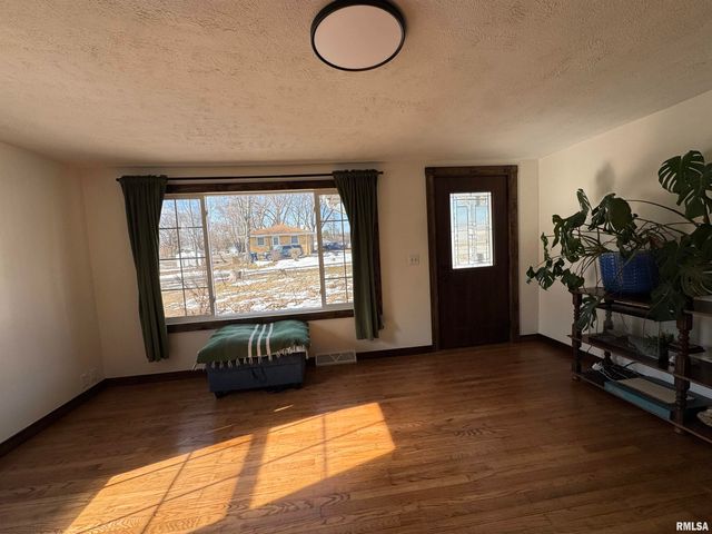 4140 Selfick Lane, Springfield, IL 62702