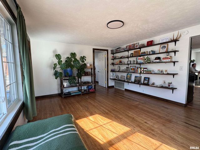 4140 Selfick Lane, Springfield, IL 62702