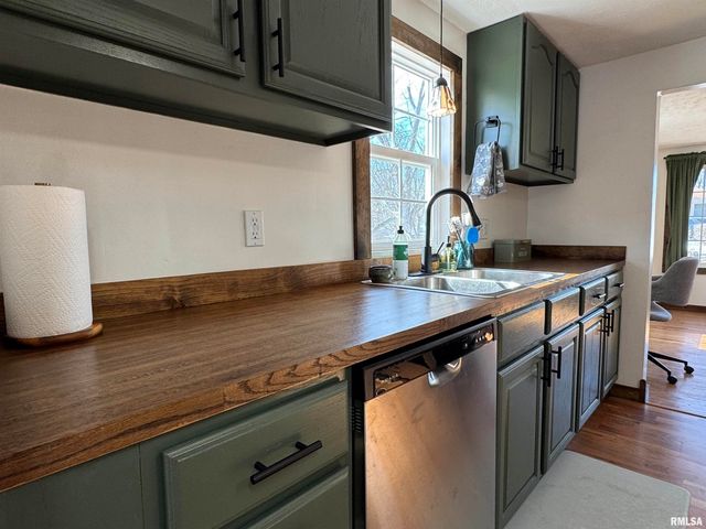 4140 Selfick Lane, Springfield, IL 62702