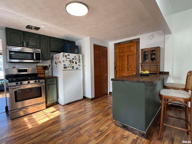 4140 Selfick Lane, Springfield, IL 62702