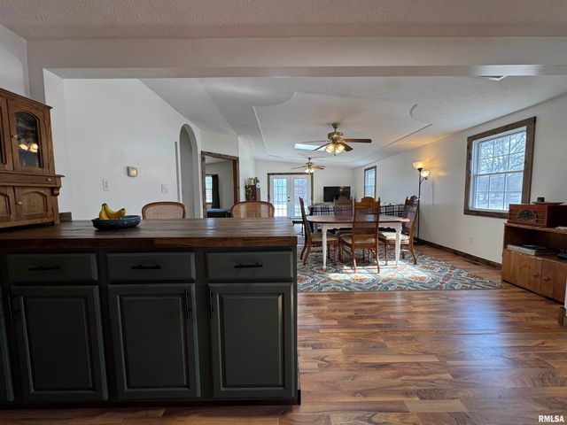 4140 Selfick Lane, Springfield, IL 62702