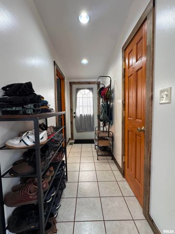 4140 Selfick Lane, Springfield, IL 62702