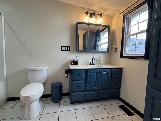 4140 Selfick Lane, Springfield, IL 62702