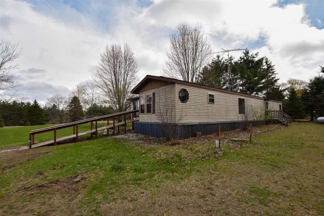 N4555 17TH DRIVE, Wautoma, WI 54982
