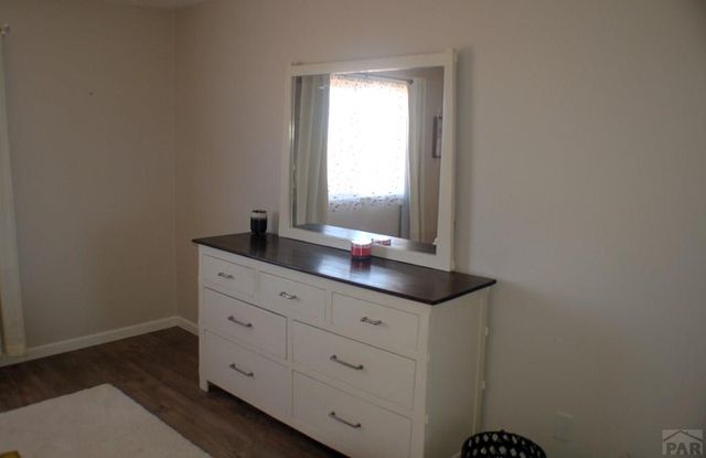 431 N Desert Cove Dr, Pueblo West, CO 81007