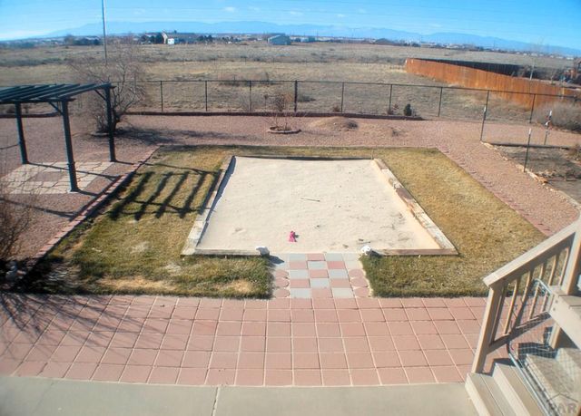 431 N Desert Cove Dr, Pueblo West, CO 81007