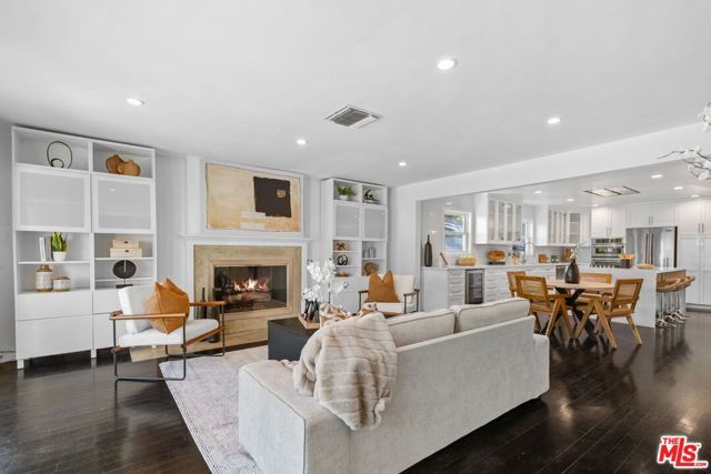 4460 Stansbury Avenue, Sherman Oaks, CA 91423