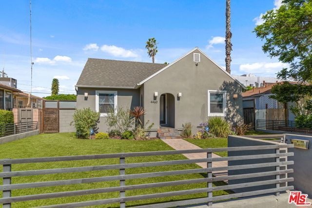 4460 Stansbury Avenue, Sherman Oaks, CA 91423