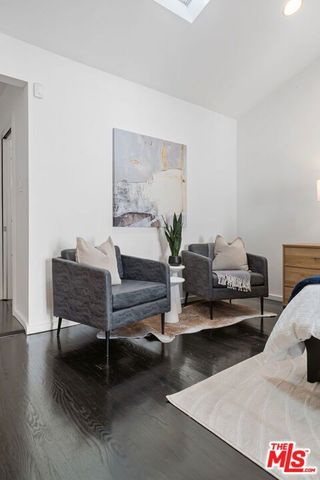 4460 Stansbury Avenue, Sherman Oaks, CA 91423