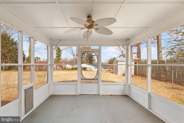 208 GLOUCESTER DR, Glen Burnie, MD 21061