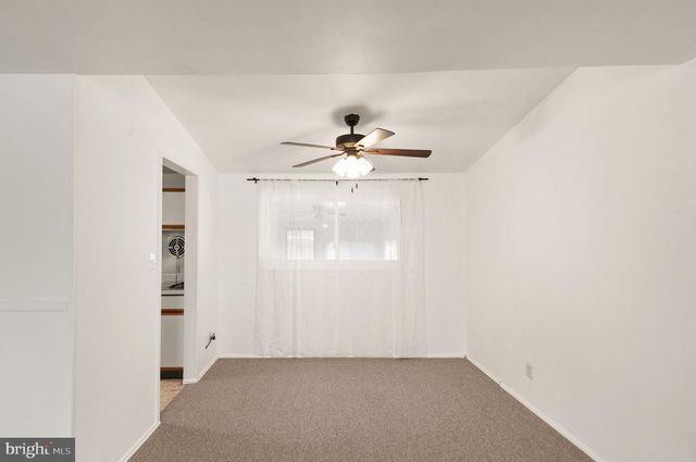 208 GLOUCESTER DR, Glen Burnie, MD 21061