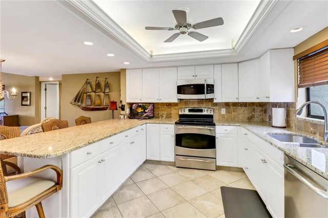 4811 S Landings DR # 202, Fort Myers, FL 33919