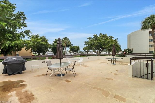 4811 S Landings DR # 202, Fort Myers, FL 33919