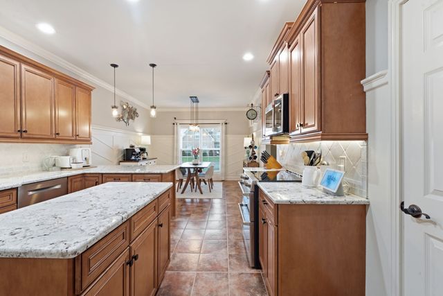 2725 Aristocrate Dr, Murfreesboro, TN 37128