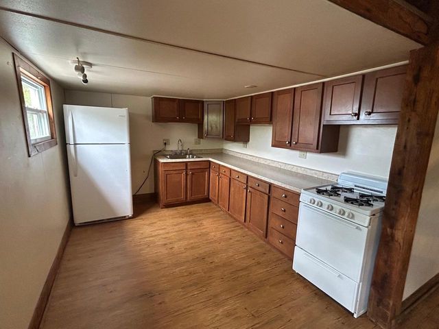 8216 199th AVENUE, Bristol, WI 53104