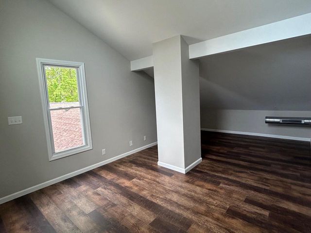 8216 199th AVENUE, Bristol, WI 53104