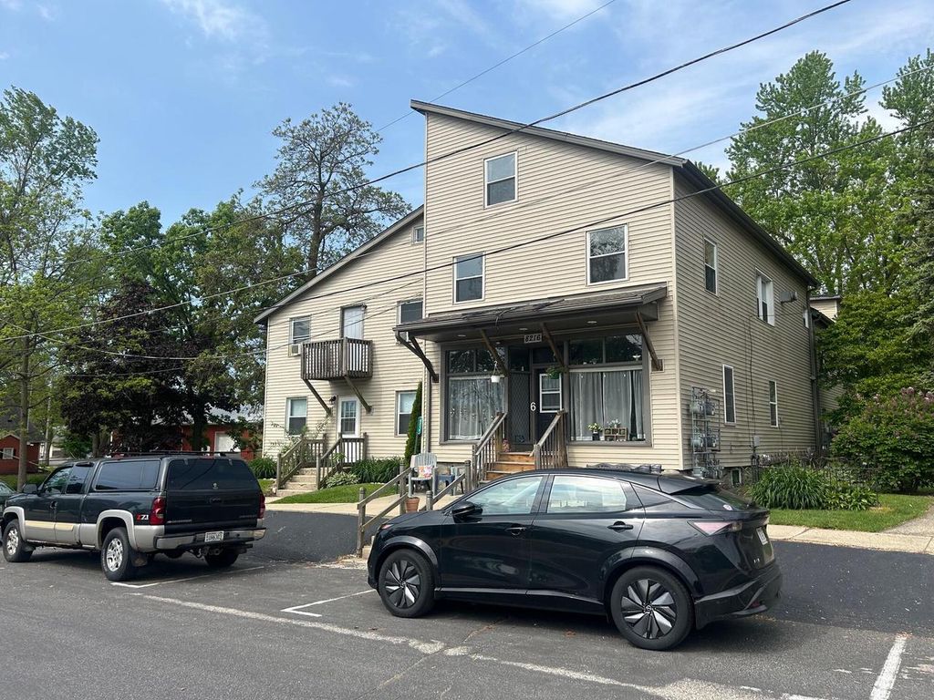 8216 199th AVENUE, Bristol, WI 53104