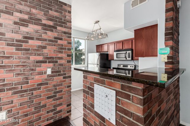 3302 N 7TH Street 225, Phoenix, AZ 85014