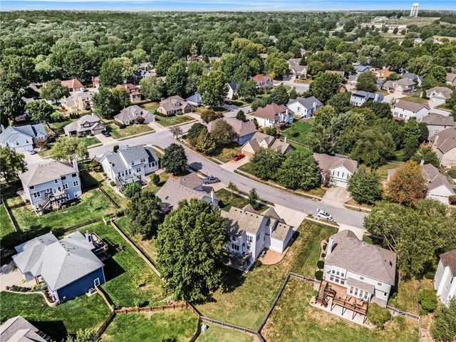 4001 NE 60th Terrace, Gladstone, MO 64119