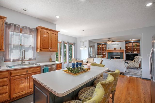 4001 NE 60th Terrace, Gladstone, MO 64119