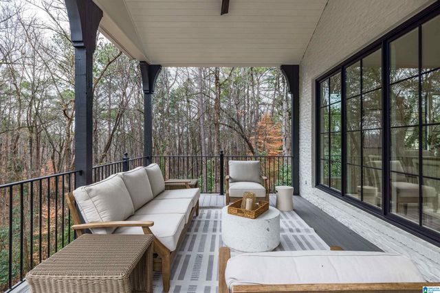 2105 LONGLEAF CIRCLE, Vestavia Hills, AL 35216
