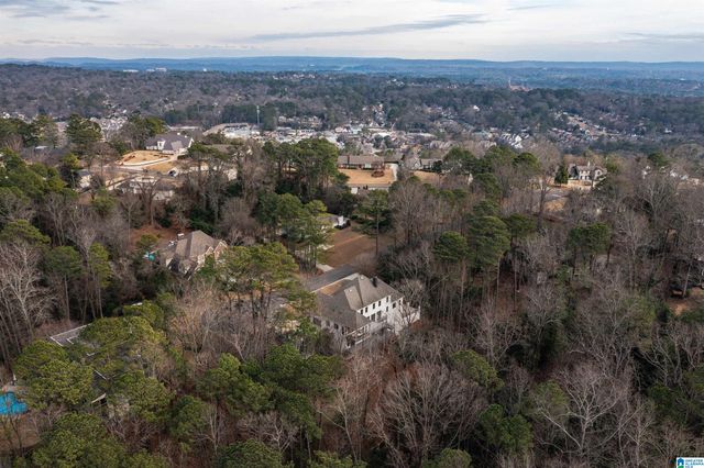 2105 LONGLEAF CIRCLE, Vestavia Hills, AL 35216