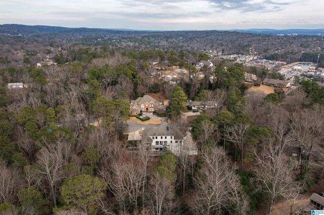 2105 LONGLEAF CIRCLE, Vestavia Hills, AL 35216