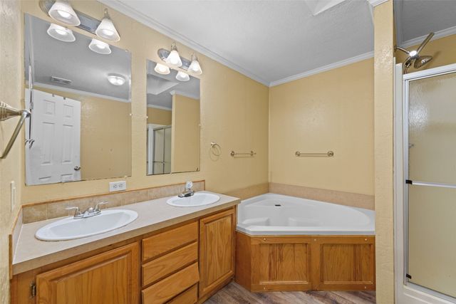 130 Private Road 6453, Palestine, TX 75803