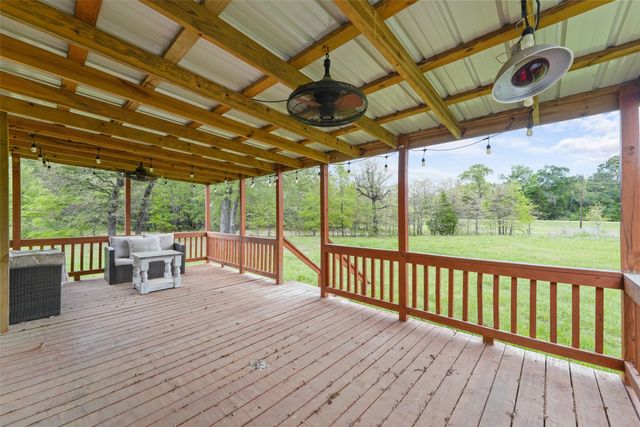 130 Private Road 6453, Palestine, TX 75803