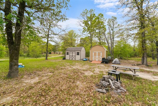 130 Private Road 6453, Palestine, TX 75803