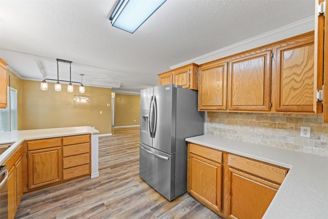 130 Private Road 6453, Palestine, TX 75803