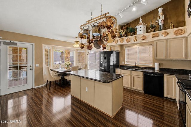 6374 W FIREBIRD Drive, Glendale, AZ 85308