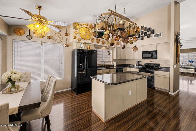 6374 W FIREBIRD Drive, Glendale, AZ 85308