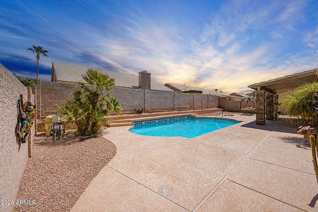 6374 W FIREBIRD Drive, Glendale, AZ 85308