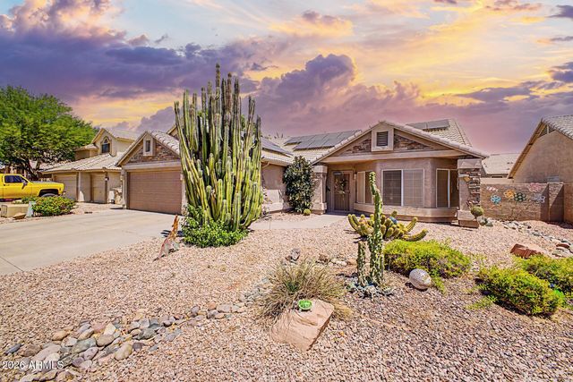 6374 W FIREBIRD Drive, Glendale, AZ 85308