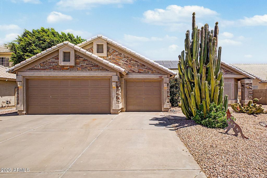 6374 W FIREBIRD Drive, Glendale, AZ 85308 — photo 2